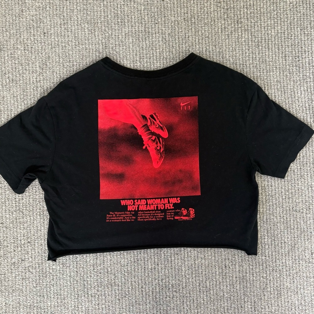 Nike Black and Red Graphic Crop Top SIZE SMALL